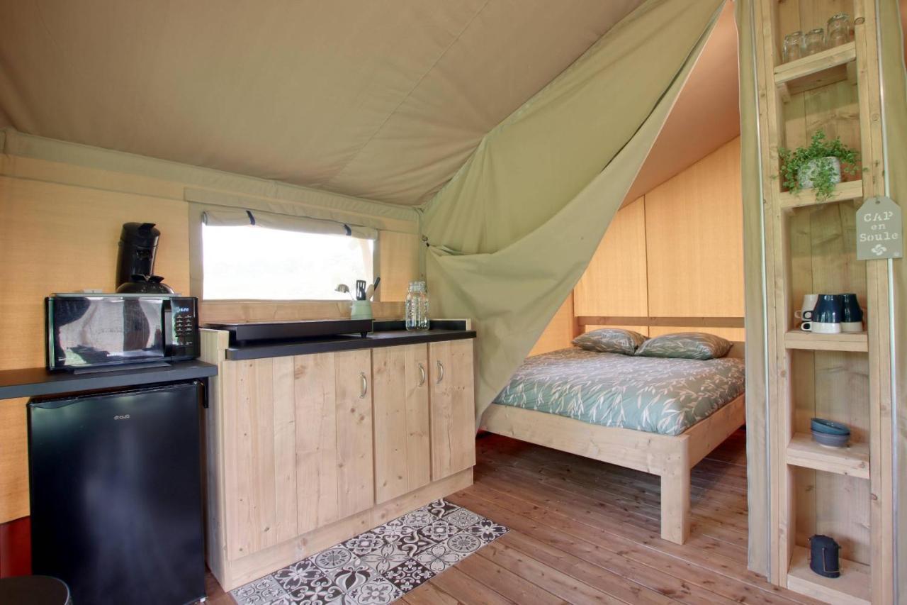 Tente Safari Lodge Ferme Carrique Tardets-Sorholus Exterior photo