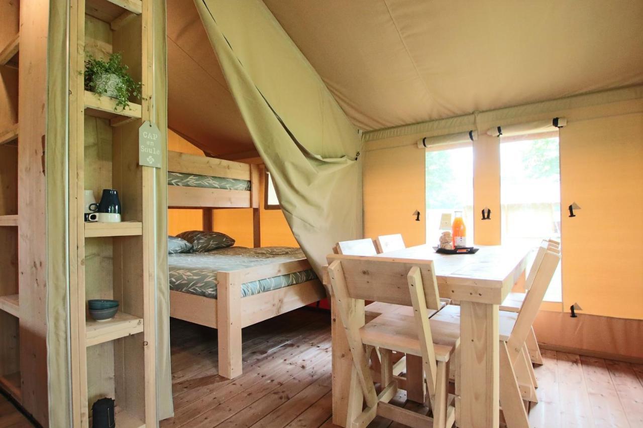Tente Safari Lodge Ferme Carrique Tardets-Sorholus Exterior photo
